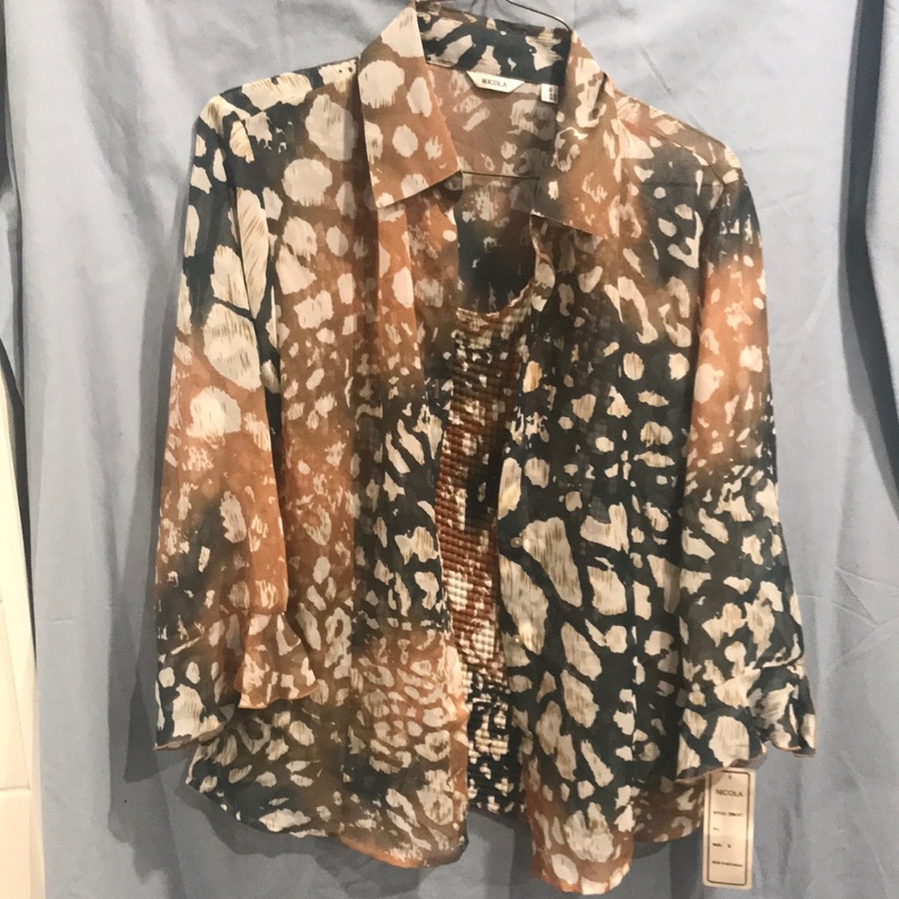 Women 2pc blouse and tank set size small by Nicola